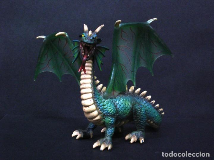 Figuras de goma y PVC: DRAGON VERDE DE PVC SCHLEICH - Foto 1