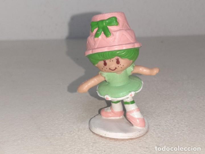 Figuras de goma y PVC: ANTIGUA FIGURA DE GOMA N&ordm; 3 DE TARTA DE FRESA LIMA CHIFFON A.G.C A&Ntilde;O 1982 STRAWBERRY SHORTCAKE