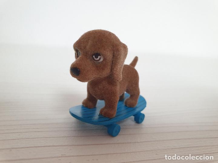 Figuras de goma y PVC: FIGURA PERRO TERCIOPELO - Foto 1