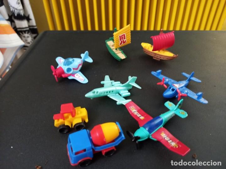 Figuras de goma Kinder: JUGUETES KINDER - Foto 1