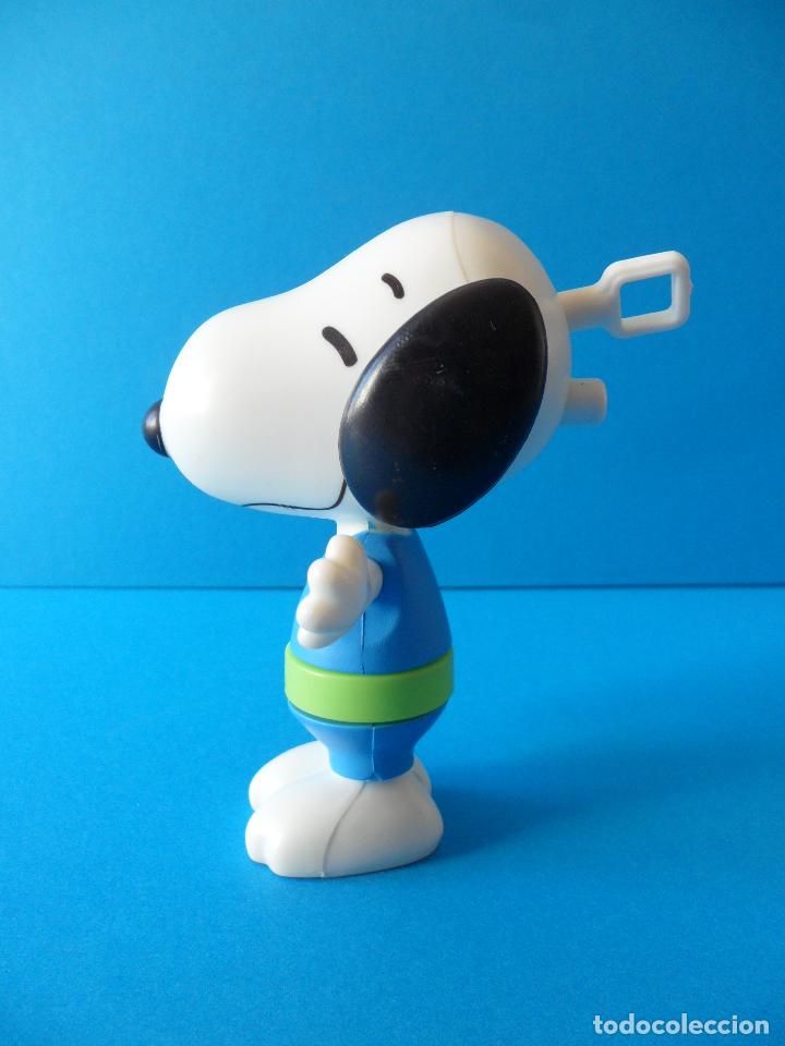 Figuras de goma y PVC: Figuras Snoopy Mcdonalds 2018 - Peanuts - Funcionan - Foto 5