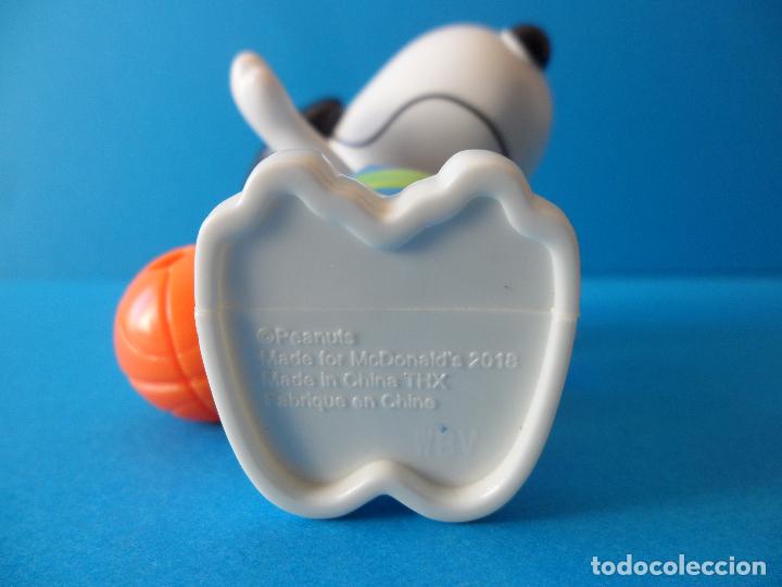 Figuras de goma y PVC: Figuras Snoopy Mcdonalds 2018 - Peanuts - Funcionan - Foto 7