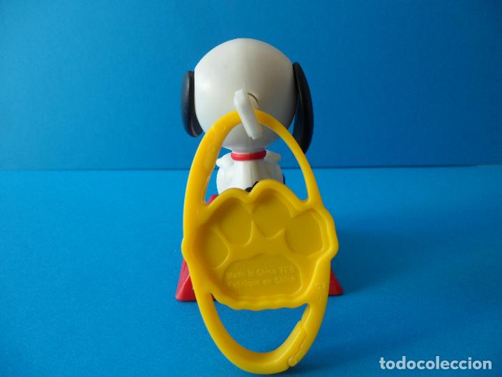 Figuras de goma y PVC: Figuras Snoopy Mcdonalds 2018 - Peanuts - Funcionan - Foto 13