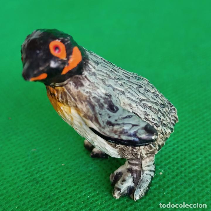 Figuras de goma y PVC: Ping&uuml;ino AAA - Foto 1