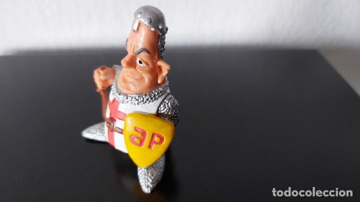 Figuras de goma y PVC: MU&Ntilde;ECO MANUEL FRAGA - Foto 4