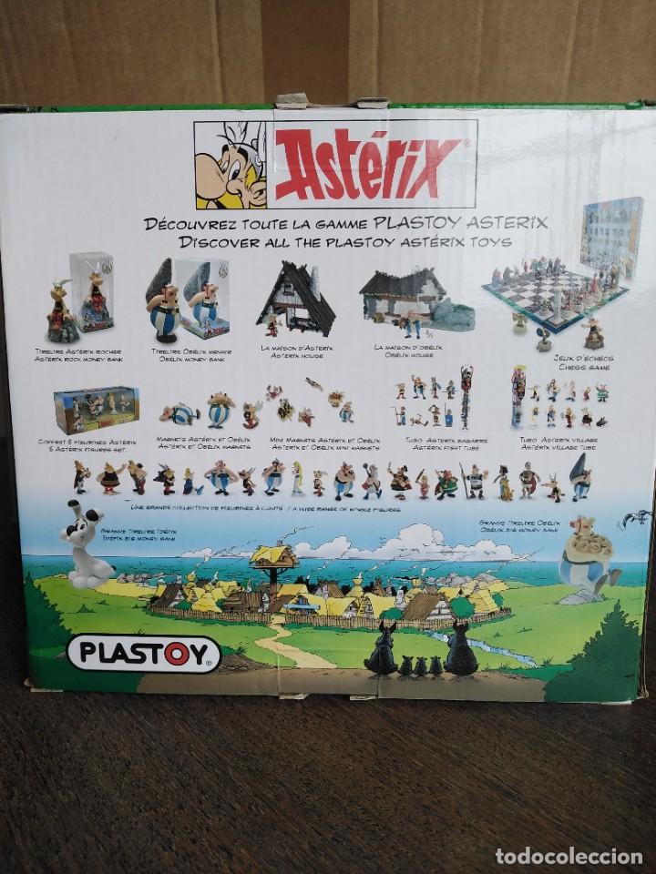 Figuras de goma y PVC: CASA DE AST&Eacute;RIX PLASTOY - Foto 4
