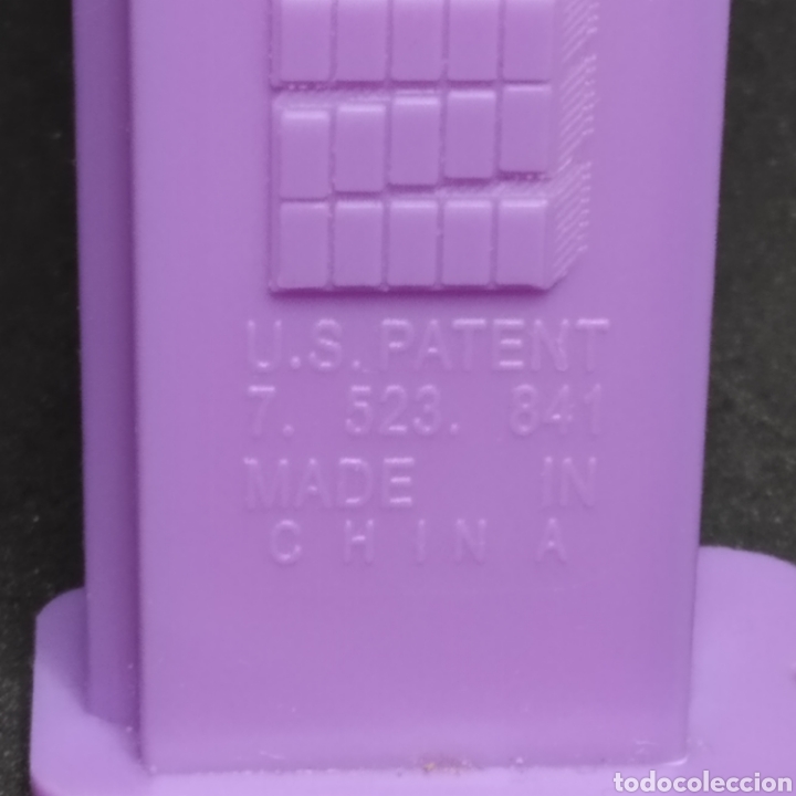 Figuras de goma y PVC dispensador PEZ: Dispensador PEZ HULK de Marvel (China) - Foto 2