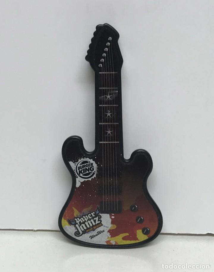 Figuras de Goma y PVC: BURGER KING, GUITARRA, 13 CMS APROX.