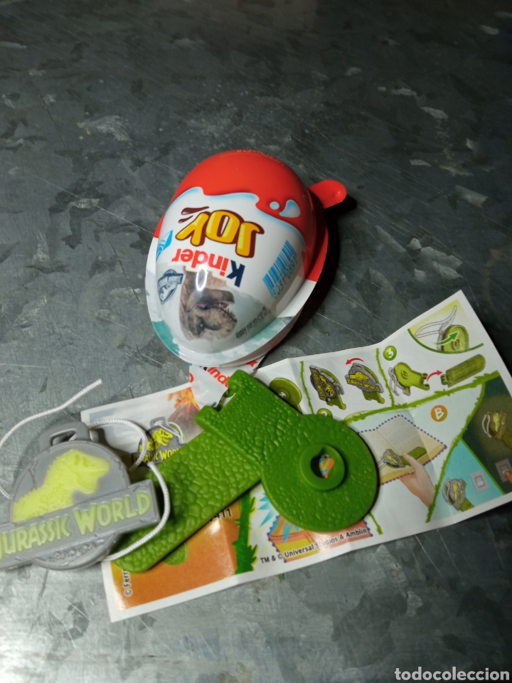 Figurines en Caoutchouc et PVC: Kinder joy 2021 verano jurassic world jur&aacute;sico figura vv 411