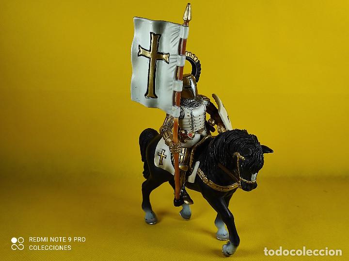 Figuras de goma y PVC: Schleich Caballero teut&oacute;n a caballo REF 540035 - Foto 3