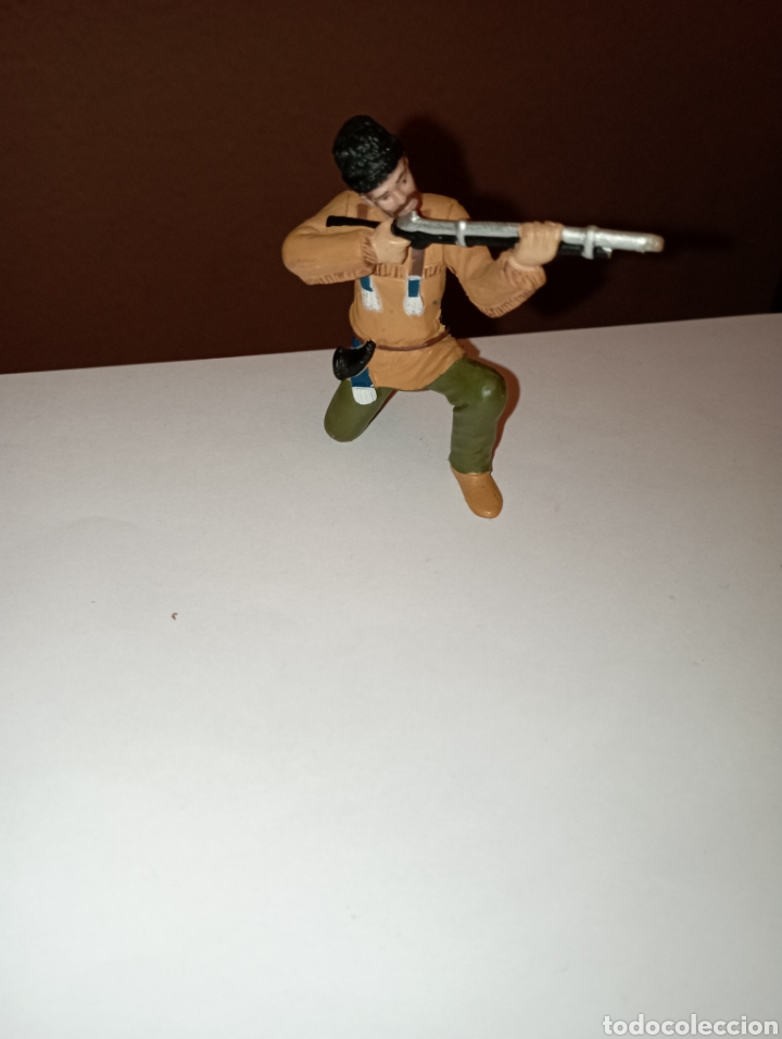 Figuras de goma y PVC: FIGURA DE PVC COMANSI TRAMPERO INDIOS Y VAQUEROS - Foto 1