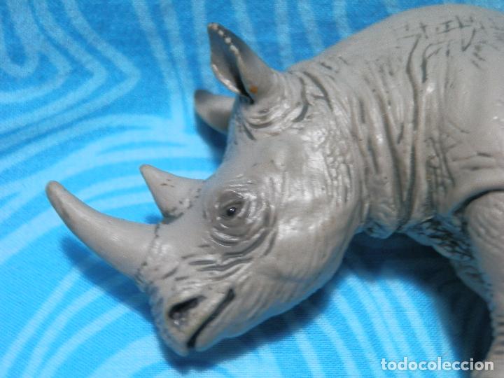 Figuras de goma y PVC: SCHLEICH RINOCERONTE 2001 - Foto 2