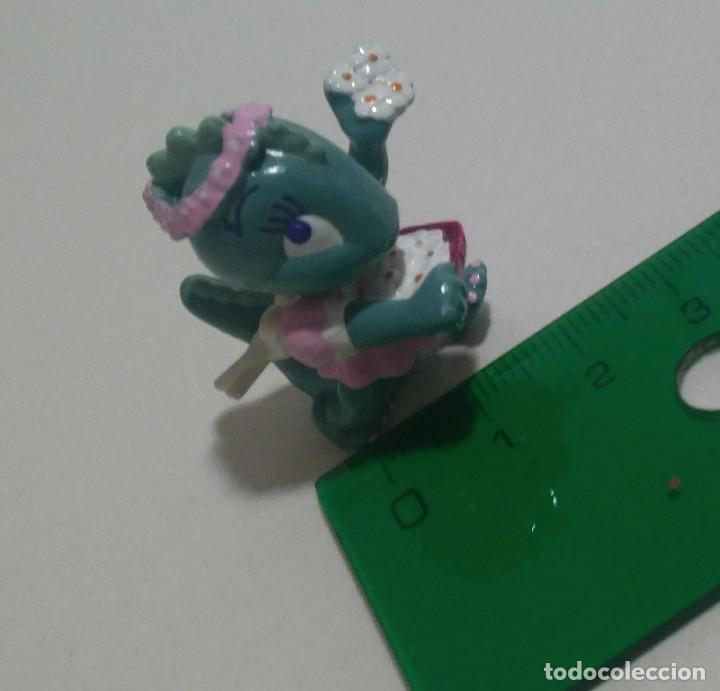 Figuras de Goma Kinder: boda happy hippo mu&ntilde;eco monobloc figurita miniatura kinder mini figura mu&ntilde;equito drolly dino dama