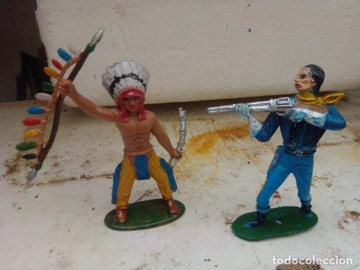 Figuras de goma y PVC: Indio y soldado de comansi - Foto 1