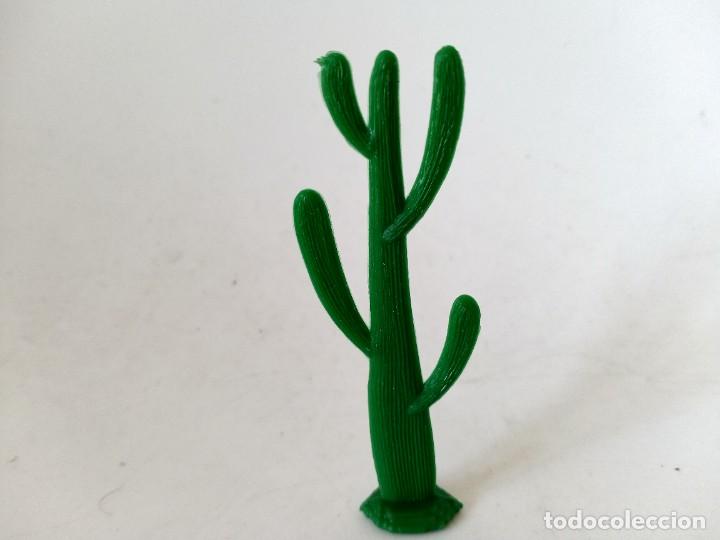 Figuras de goma y PVC: Cactus Jecsan Pech Comansi - Foto 1