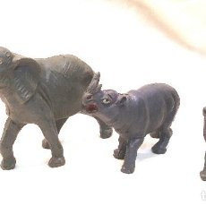 Figuras de Goma y PVC: ELEFANTE, RINOCERONTE Y HIPOPOTAMO ANIMALES TEIXIDO PECH AÑOS 60. Lote 314894718