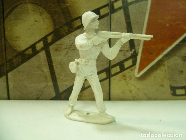 Figuras de goma y PVC: Soldado americano Comansi - Foto 1