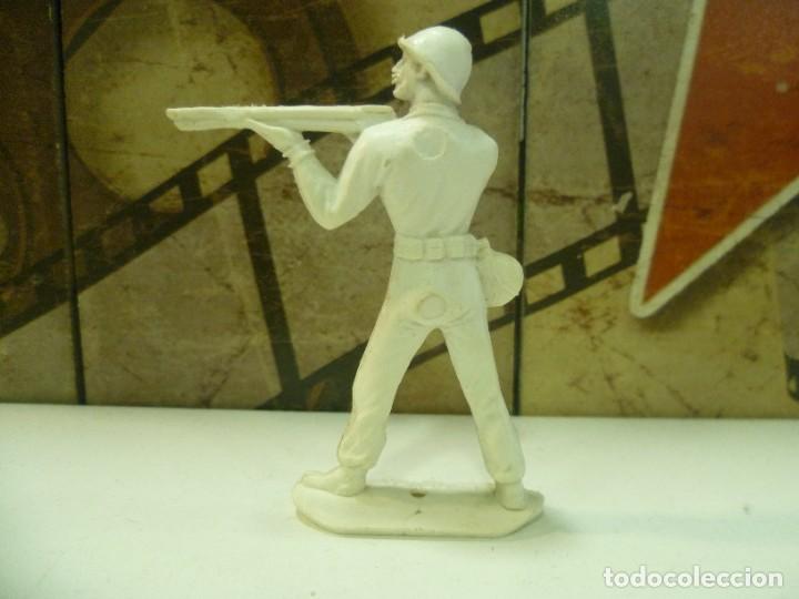 Figuras de goma y PVC: Soldado americano Comansi - Foto 2