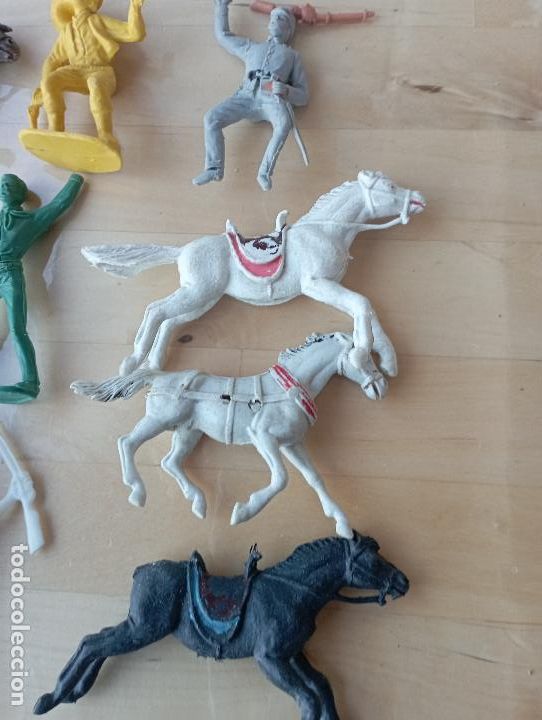 Figuras de goma y PVC: LOTE FIGURAS,COMANSI Y MAS. - Foto 2
