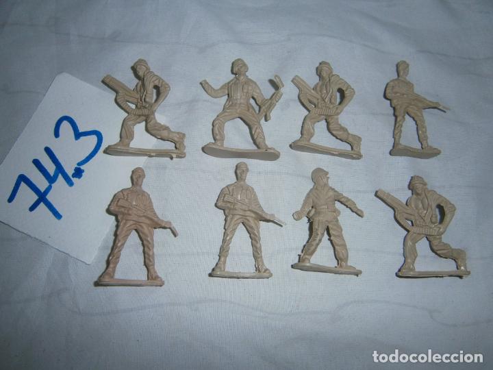 Gummi- und PVC-Figuren: LOTE DE SOLDADOS