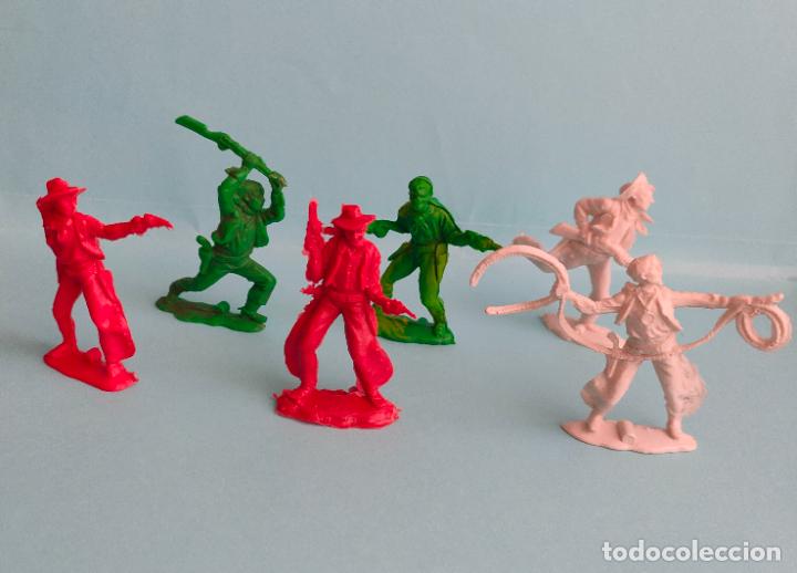 Figuras de goma y PVC: Seis vaqueros de Reamsa - Gomarsa. Kiosco - Foto 1