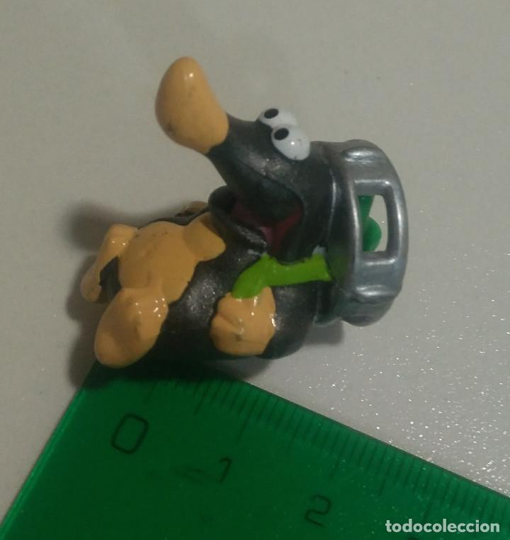 Kinder Figures: mole mission playa topo topito monobloc kinder