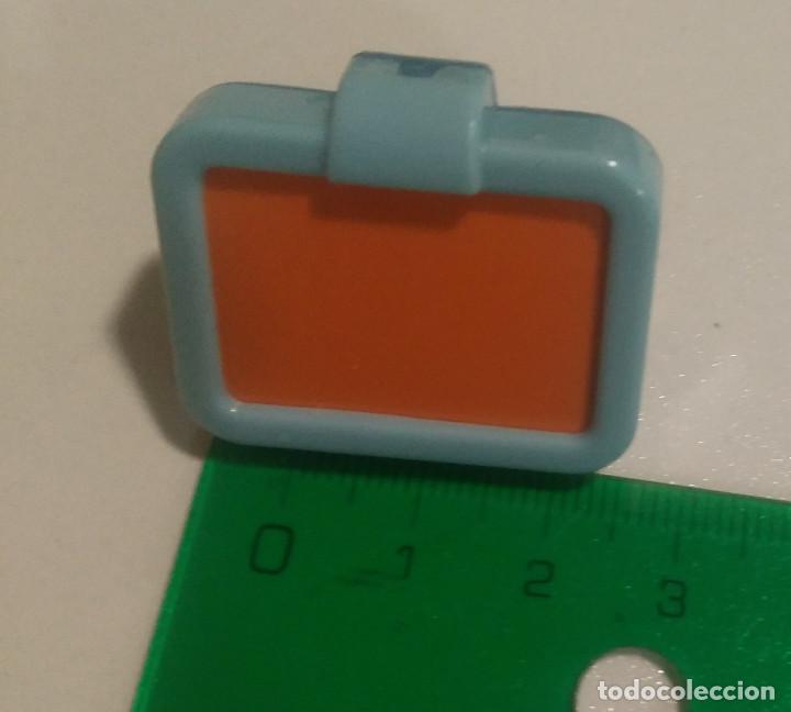 Kinder Figures: kinder secundario pantalla serie en