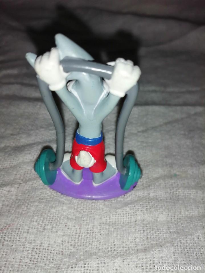 Figuras de goma y PVC: Figura de bugs bunny 1996 - Foto 2