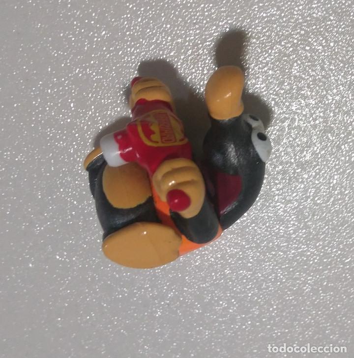 Kinder Figures: figura mole mission playa monobloc mu&ntilde;equito figurita kinder