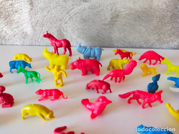 Figuras de goma y PVC: LOTE ANIMALES DUNKIN - Foto 5