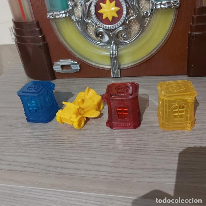 Figuras de goma y PVC: LOTE ZOMLINGS DORADO Y ACCESORIOS - Foto 3