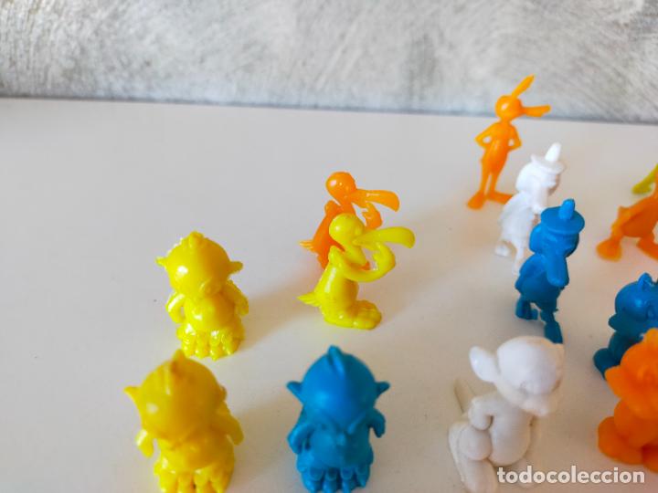 Figuras de goma y PVC: LOTE DUNKIN WARNER - Foto 3