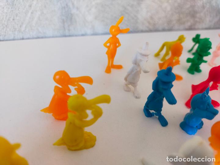 Figuras de goma y PVC: LOTE DUNKIN WARNER - Foto 4