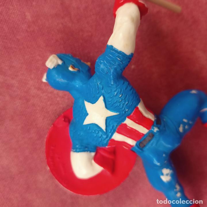 Figuras de goma y PVC: Capit&aacute;n Am&eacute;rica Yolanda - Foto 2