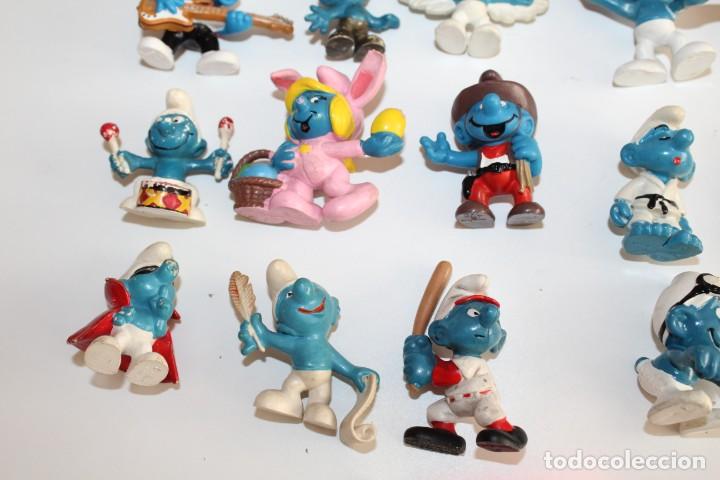 Figuras de goma y PVC: CASA PITUFOS CON 37 PITUFOS - MARCA PEYO Y SIN MARCA - Foto 16