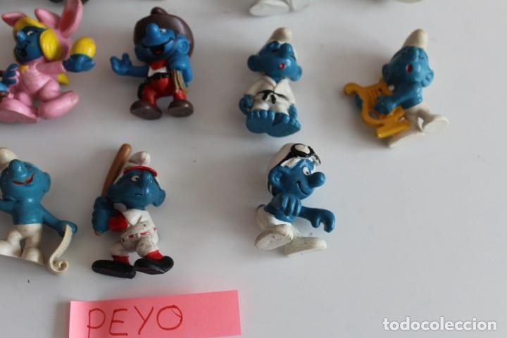 Figuras de goma y PVC: CASA PITUFOS CON 37 PITUFOS - MARCA PEYO Y SIN MARCA - Foto 17