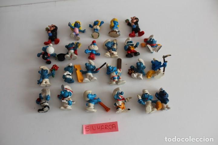 Figuras de goma y PVC: CASA PITUFOS CON 37 PITUFOS - MARCA PEYO Y SIN MARCA - Foto 20