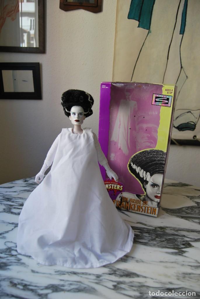 Universal Studios Monsters - The Bride of Frankenstein - La Novia de Frankenstein - Elsa Lanchester
