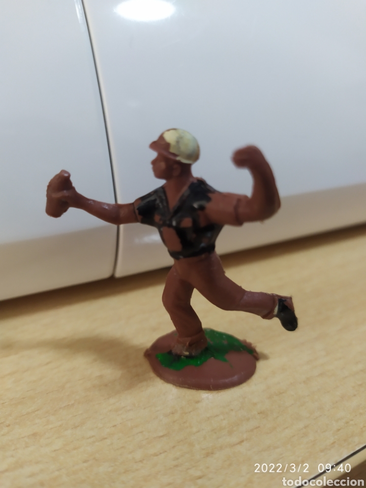 Rubber and PVC Figures: figura dunkin cropan panrico antiguo