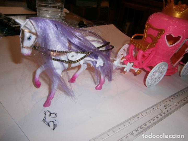 Figuras de goma y PVC: ESPECTACULAR CARROZA REAL CON CABALLO - Foto 3