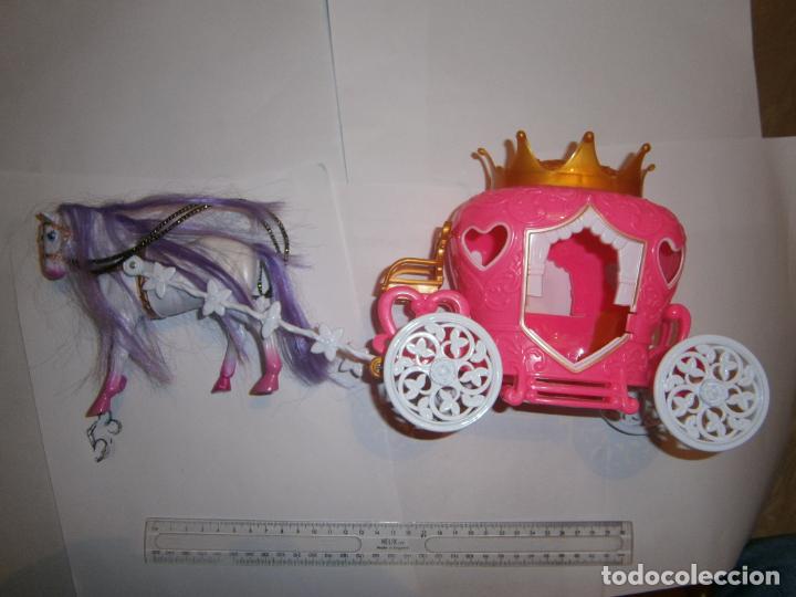 Figuras de goma y PVC: ESPECTACULAR CARROZA REAL CON CABALLO - Foto 5