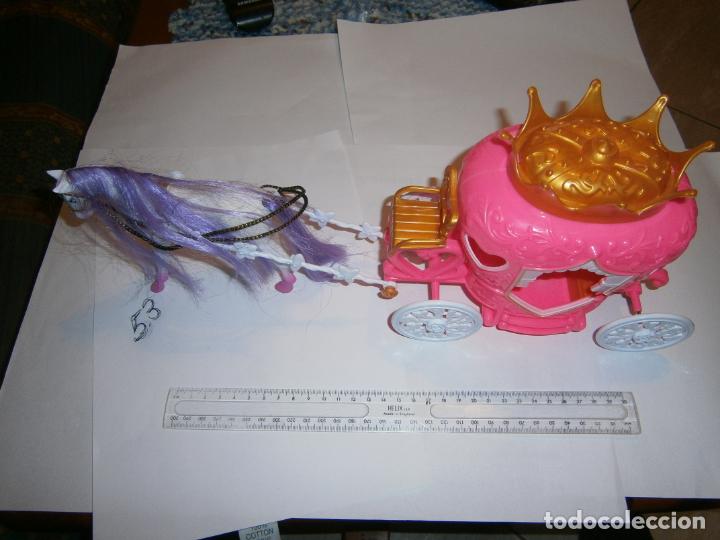 Figuras de goma y PVC: ESPECTACULAR CARROZA REAL CON CABALLO - Foto 1