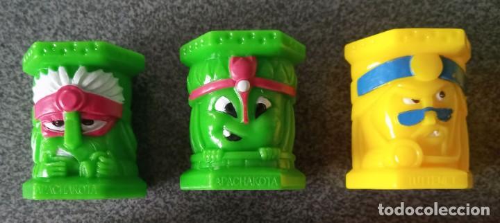 Figuras de goma y PVC: Lote Abatons - Foto 2