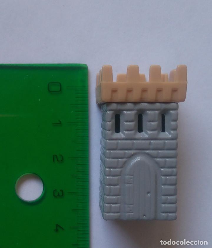 Figuras de Borracha e PVC: pieza suelta torre kinder arquitectura coleccion metalico castillo