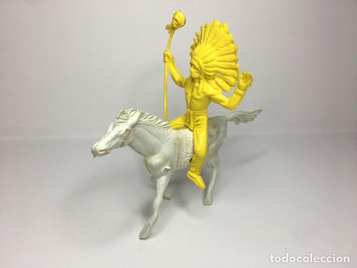 Figuras de goma y PVC: JEFE INDIO A CABALLO DE COMANSI 8 CM. - Foto 1