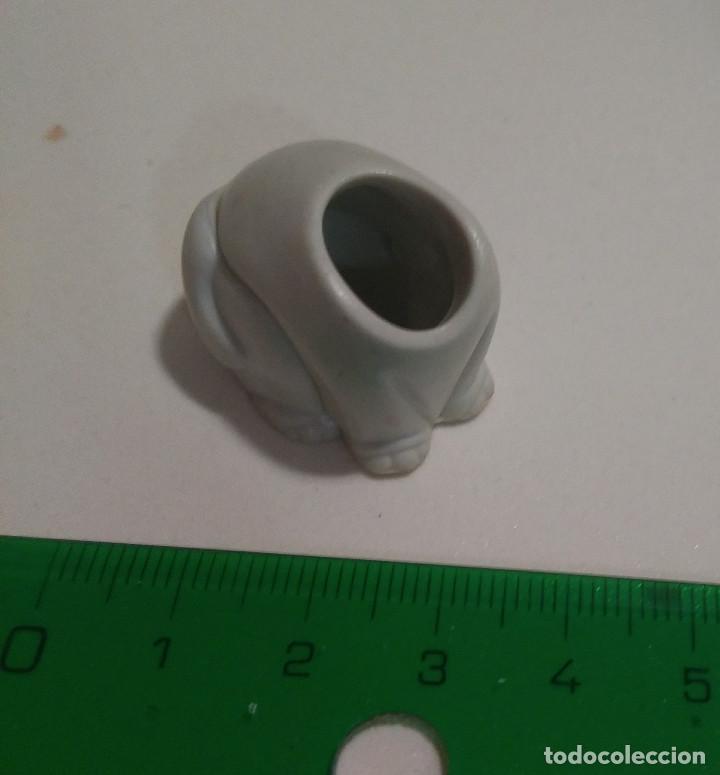 Figuras de Borracha e PVC: pieza de gato kinder matrioska