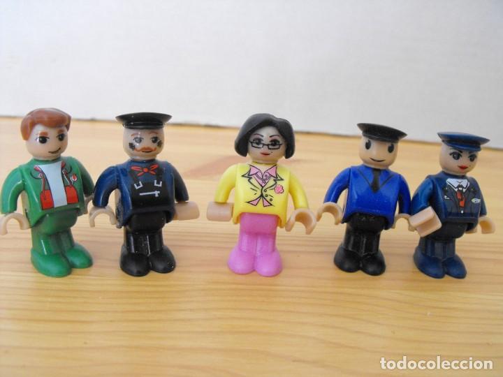 Figuras de goma y PVC: Lote de 5 figuras diversas. - Foto 1