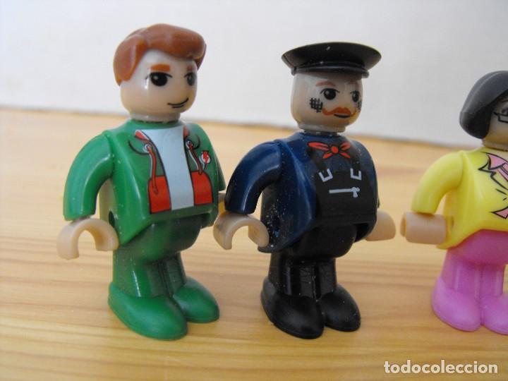 Figuras de goma y PVC: Lote de 5 figuras diversas. - Foto 2
