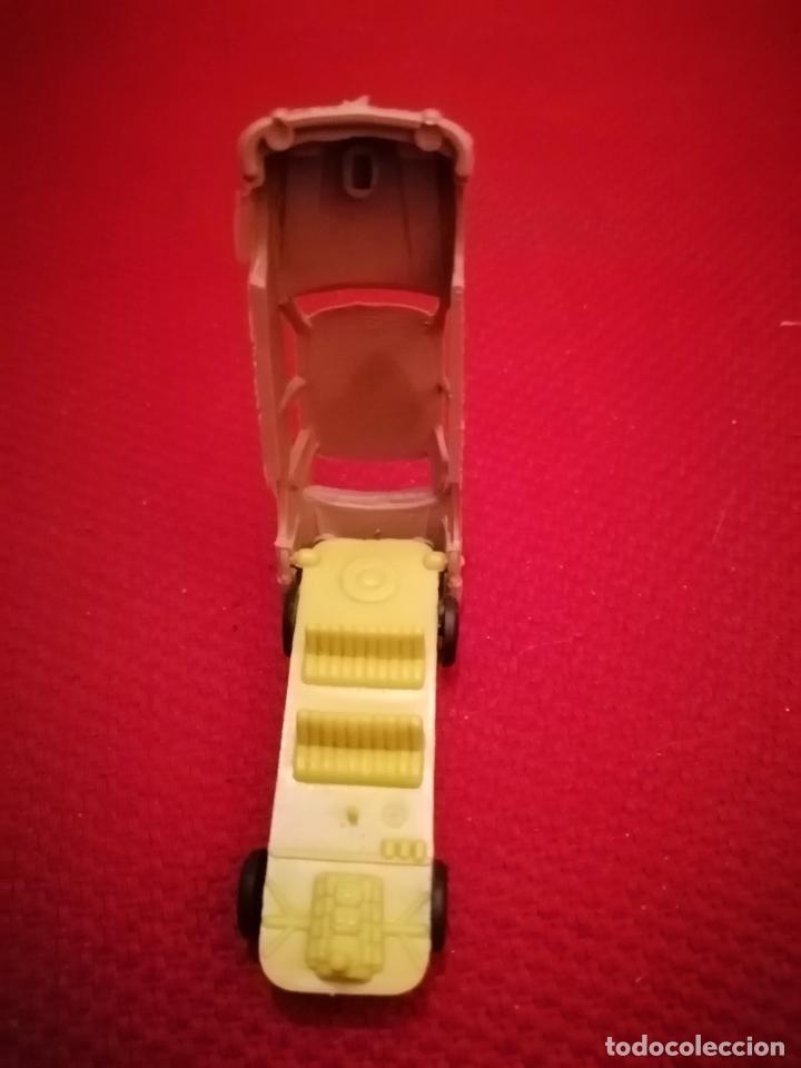 Figuras de goma y PVC: ANTIGUO COCHE ZIX - Foto 6