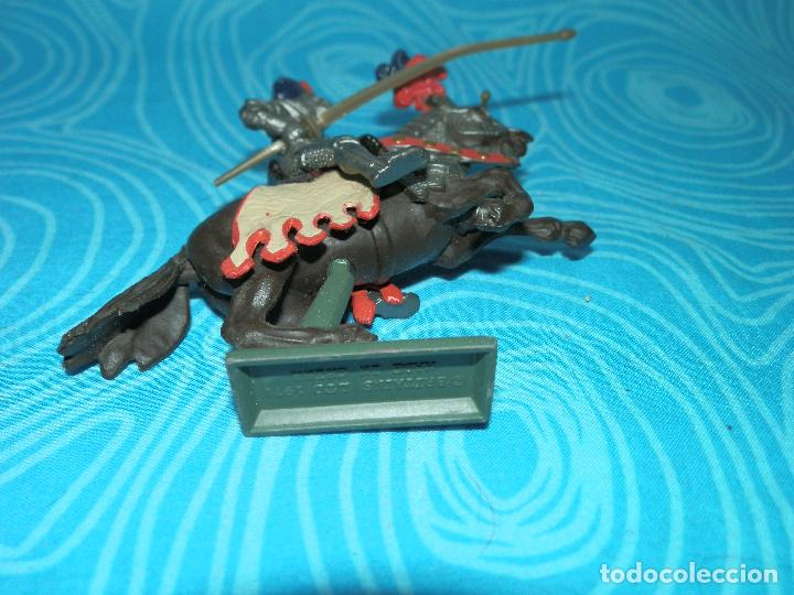 Figuras de goma y PVC: CABALLERO EN CABALLO BRITAINS LTD - Foto 5